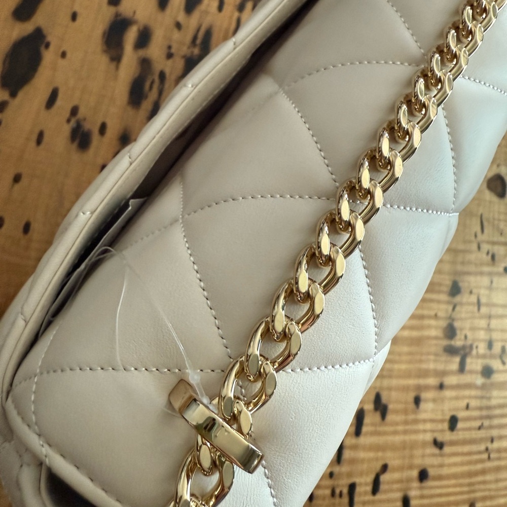 Kate Spade Carey Quilted Small Flap Crossbody with Matching Card Holder - Picture 6 of 9